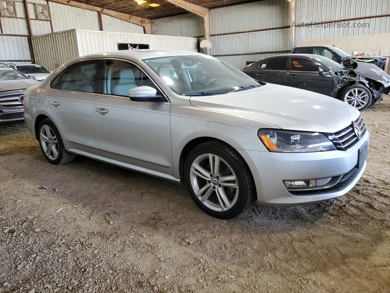 2015 Volkswagen Passat Se Серебряный vin: 1VWBS7A39FC102938