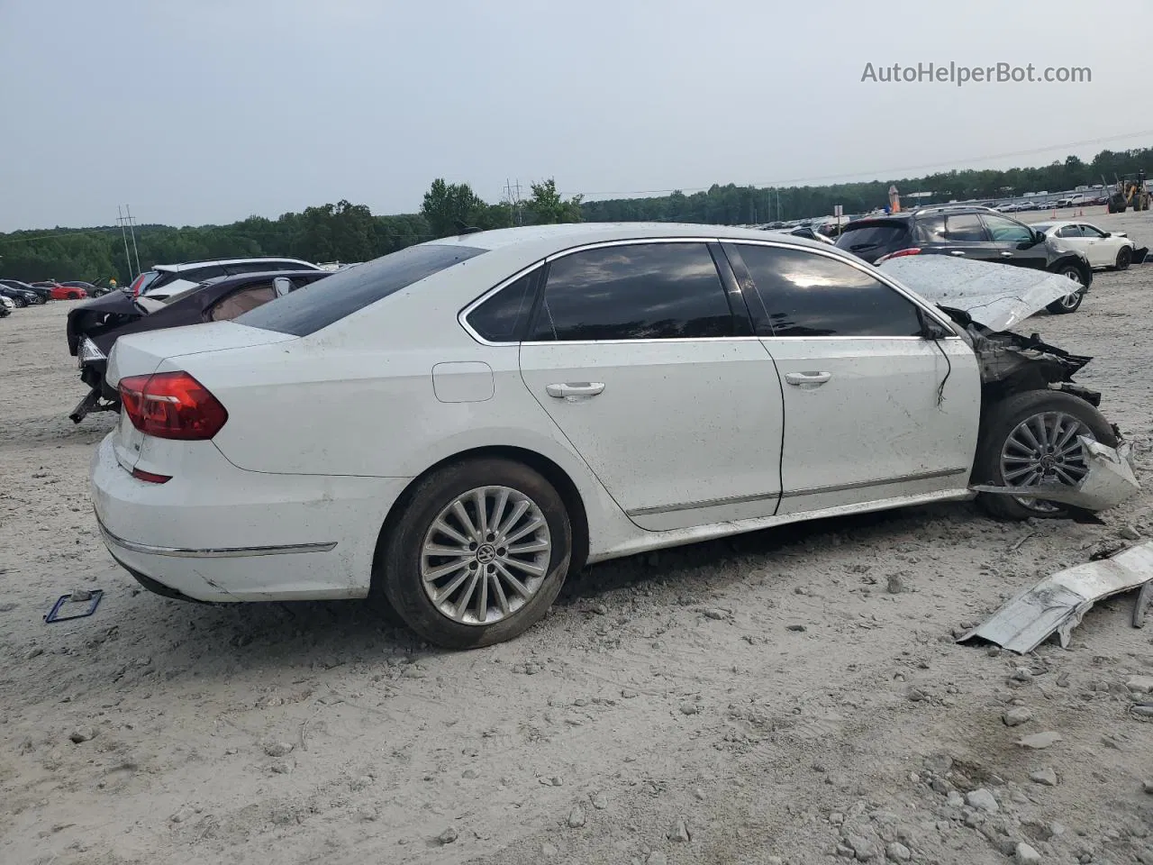 2016 Volkswagen Passat Se White vin: 1VWBS7A39GC054438