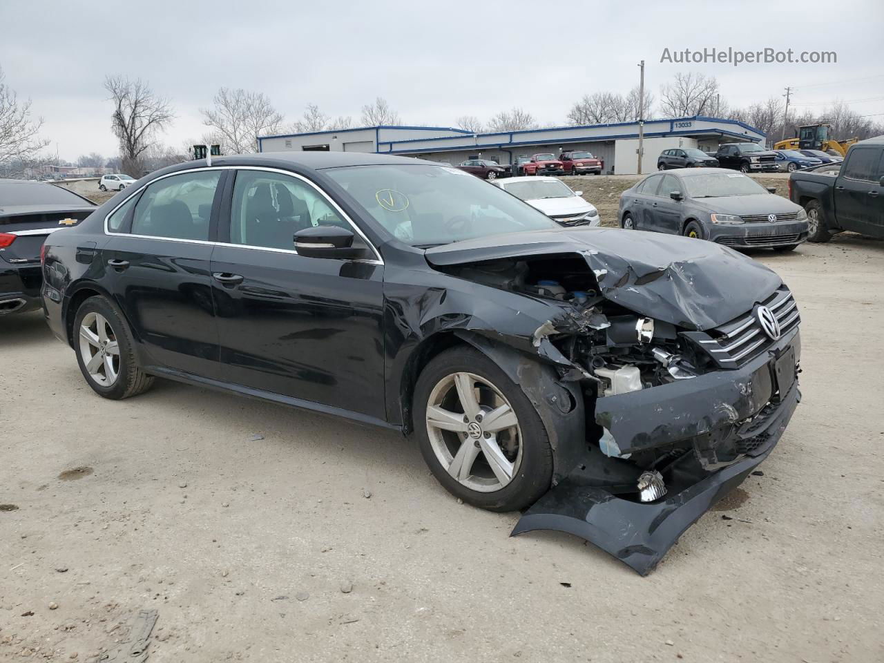 2014 Volkswagen Passat Se Black vin: 1VWBS7A3XEC115809