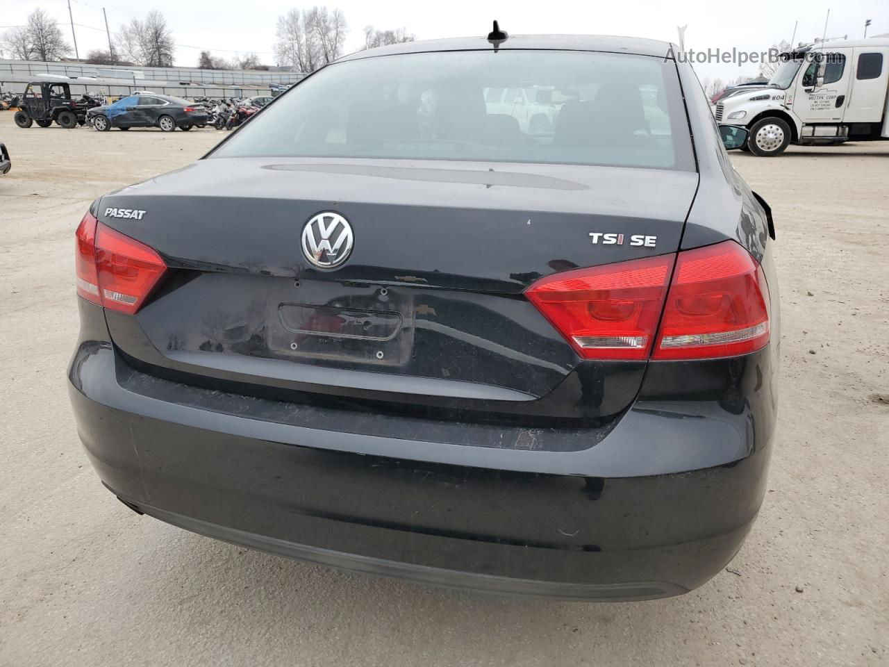 2014 Volkswagen Passat Se Black vin: 1VWBS7A3XEC115809