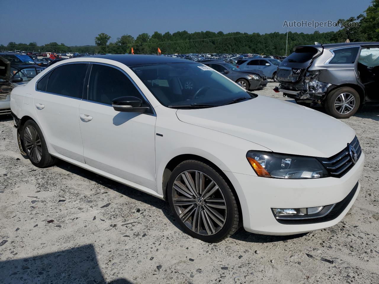 2015 Volkswagen Passat Se White vin: 1VWBS7A3XFC097684