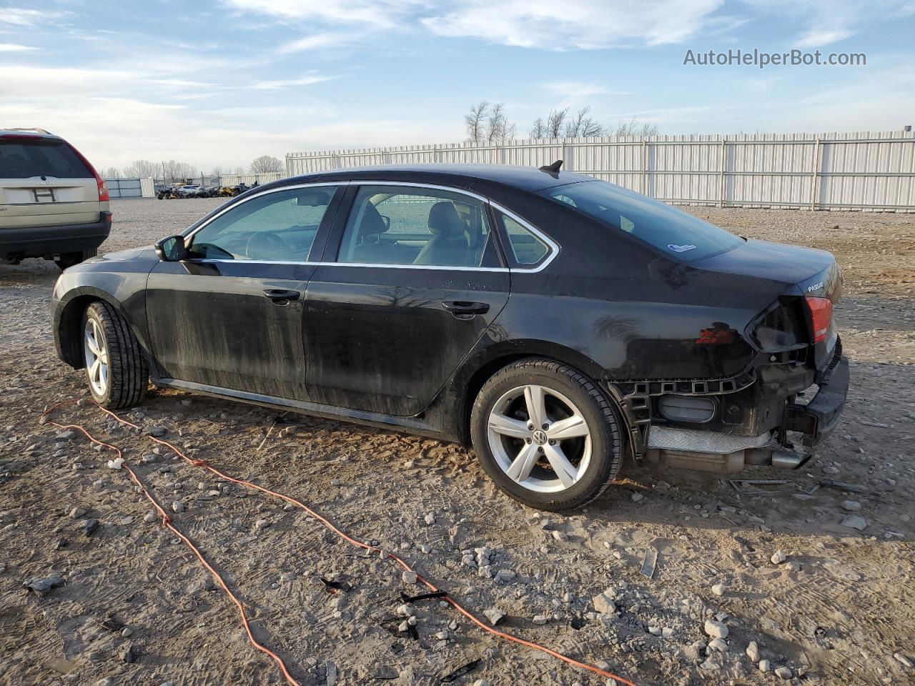 2014 Volkswagen Passat Se Black vin: 1VWBT7A30EC048117