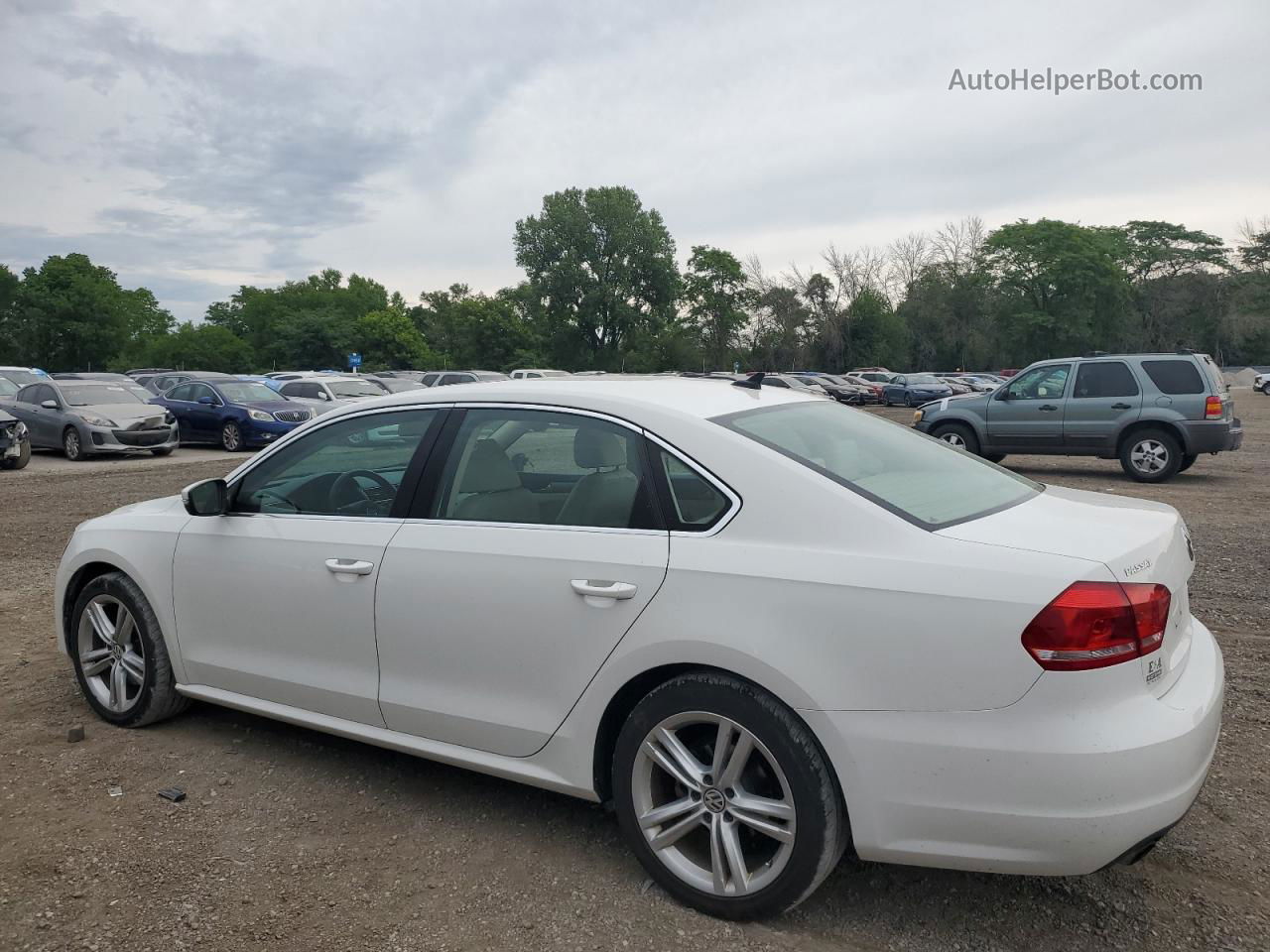 2014 Volkswagen Passat Se White vin: 1VWBT7A30EC063121