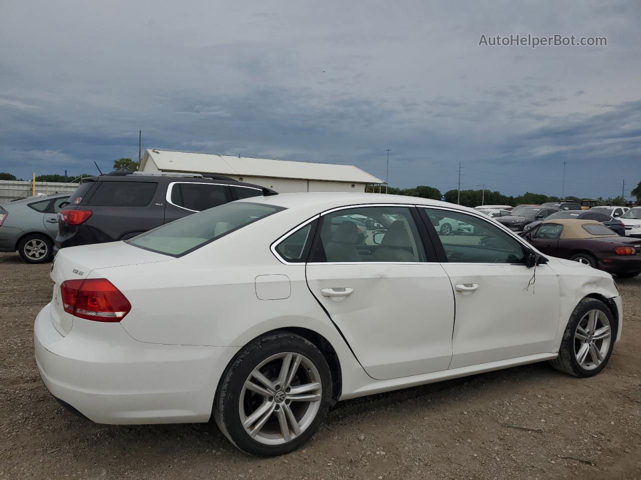 2014 Volkswagen Passat Se White vin: 1VWBT7A30EC063121