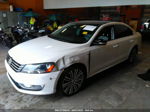 2015 Volkswagen Passat 1.8t Sport Белый vin: 1VWBT7A30FC013403