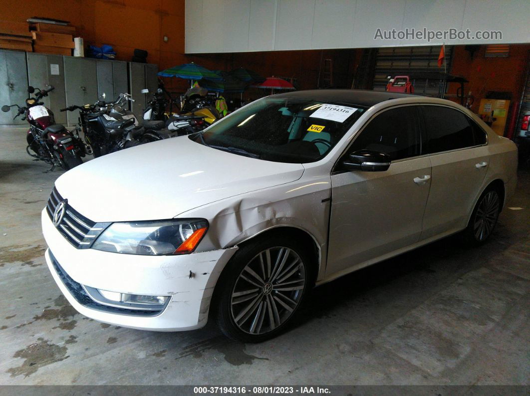 2015 Volkswagen Passat 1.8t Sport White vin: 1VWBT7A30FC013403