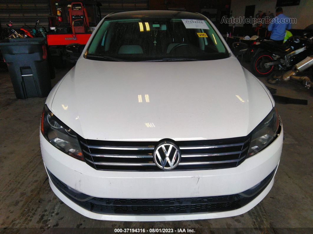 2015 Volkswagen Passat 1.8t Sport Белый vin: 1VWBT7A30FC013403