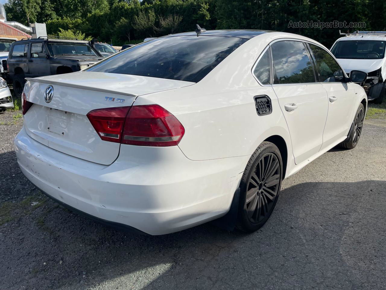 2015 Volkswagen Passat Se White vin: 1VWBT7A30FC106261