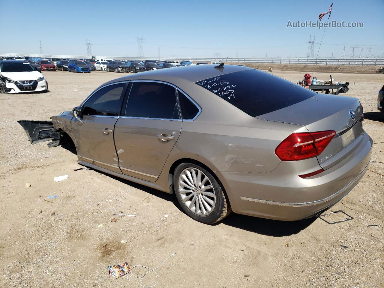 2016 Volkswagen Passat Se Золотой vin: 1VWBT7A30GC045219