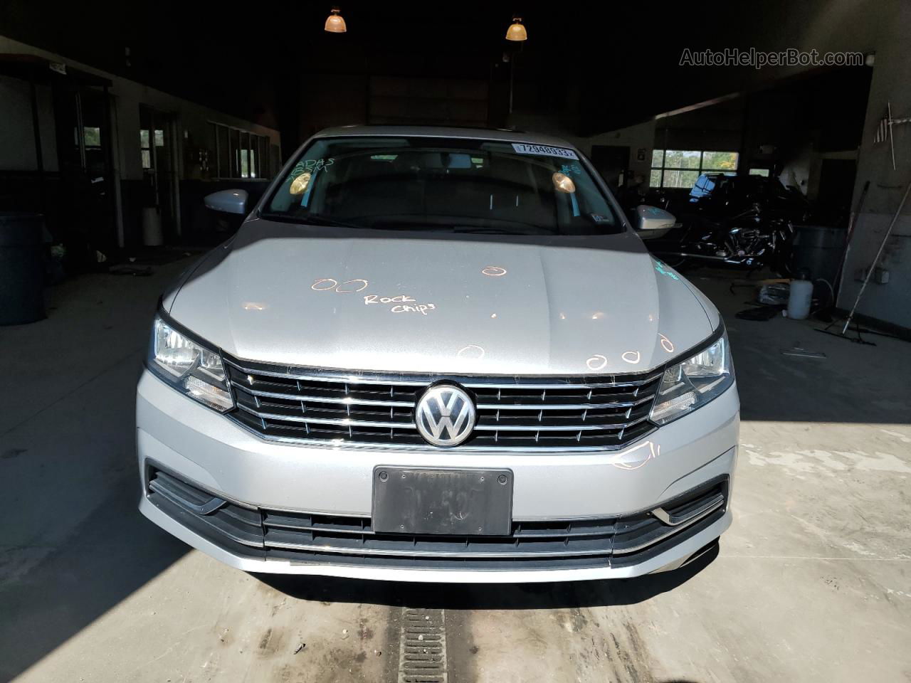 2017 Volkswagen Passat Se Серебряный vin: 1VWBT7A30HC040099