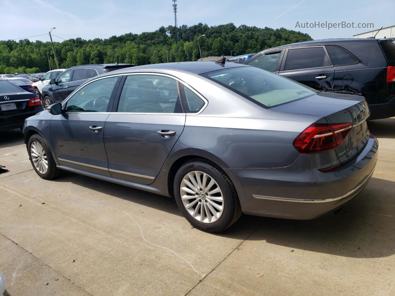 2017 Volkswagen Passat Se Серый vin: 1VWBT7A31HC002638