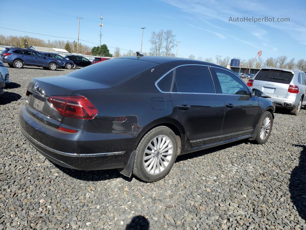 2017 Volkswagen Passat Se Черный vin: 1VWBT7A31HC070941