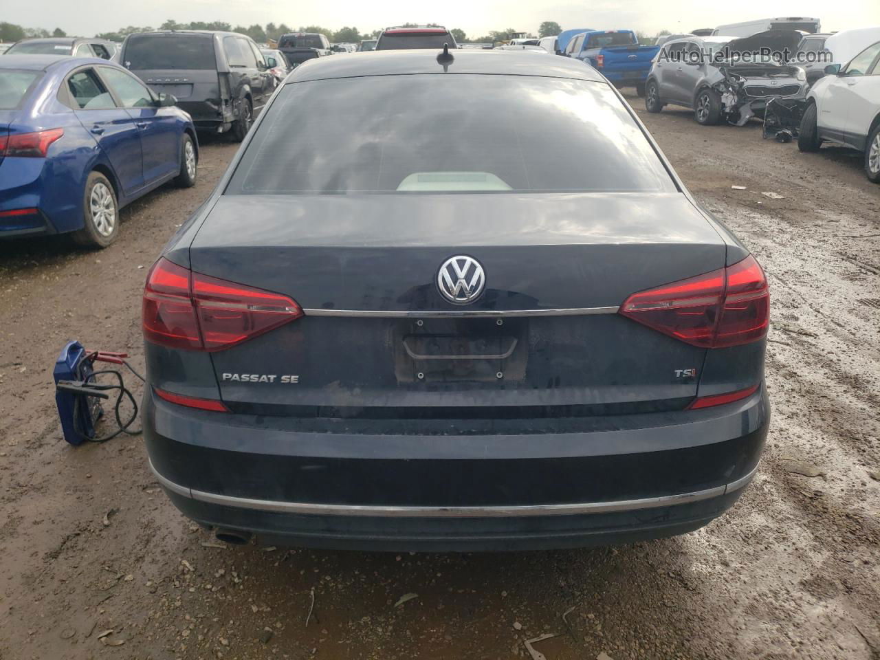 2017 Volkswagen Passat Se Черный vin: 1VWBT7A32HC003667