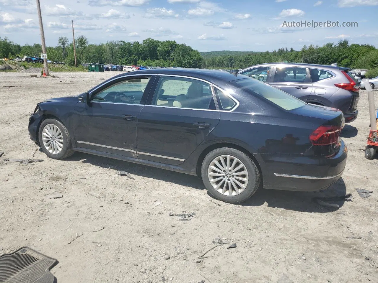 2017 Volkswagen Passat Se Black vin: 1VWBT7A32HC016936