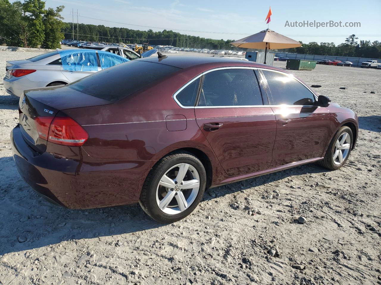 2014 Volkswagen Passat Se Burgundy vin: 1VWBT7A33EC037306