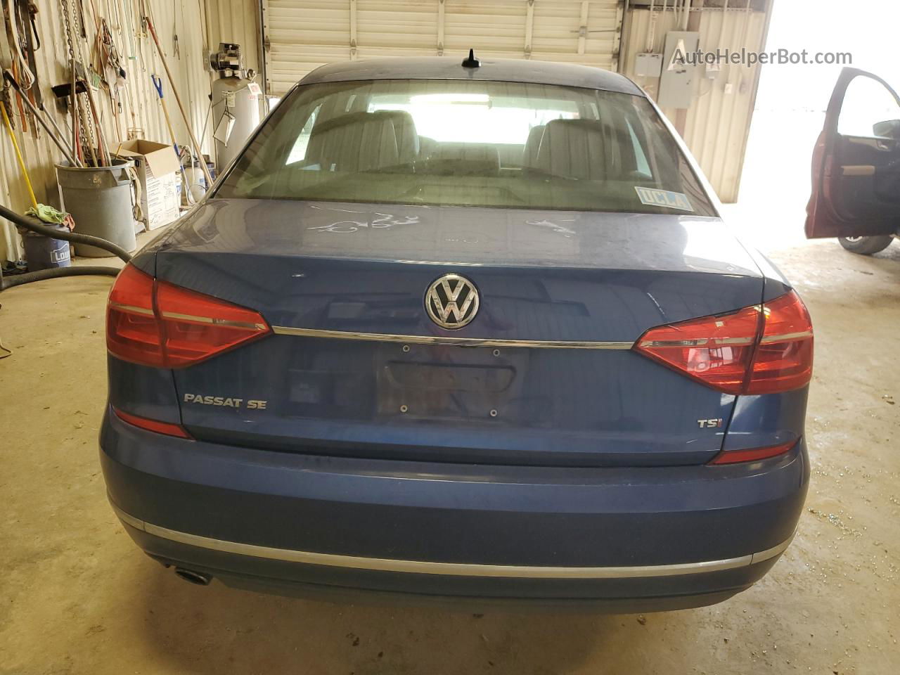 2016 Volkswagen Passat Se Blue vin: 1VWBT7A33GC014255