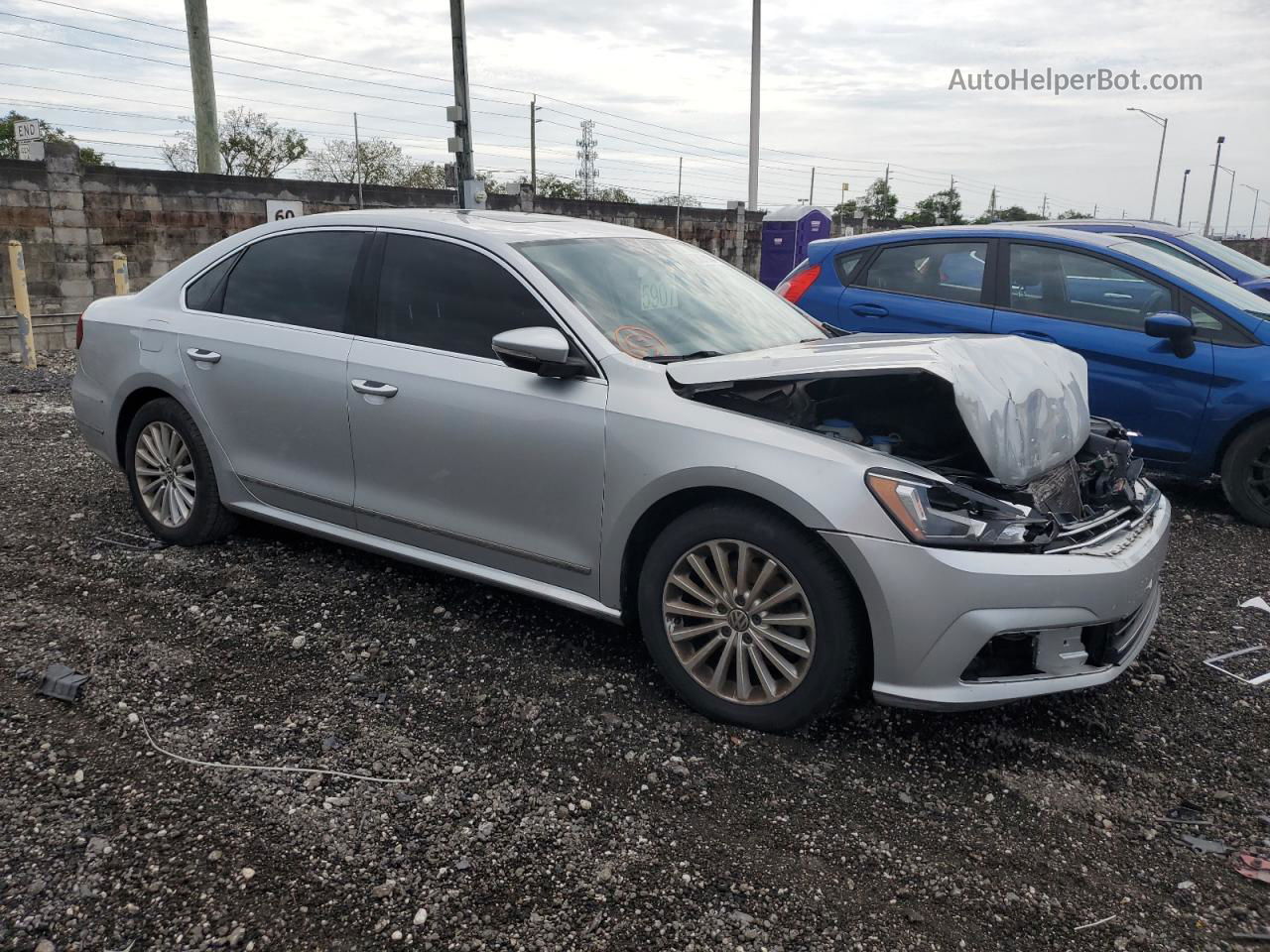 2017 Volkswagen Passat Se Silver vin: 1VWBT7A33HC076790