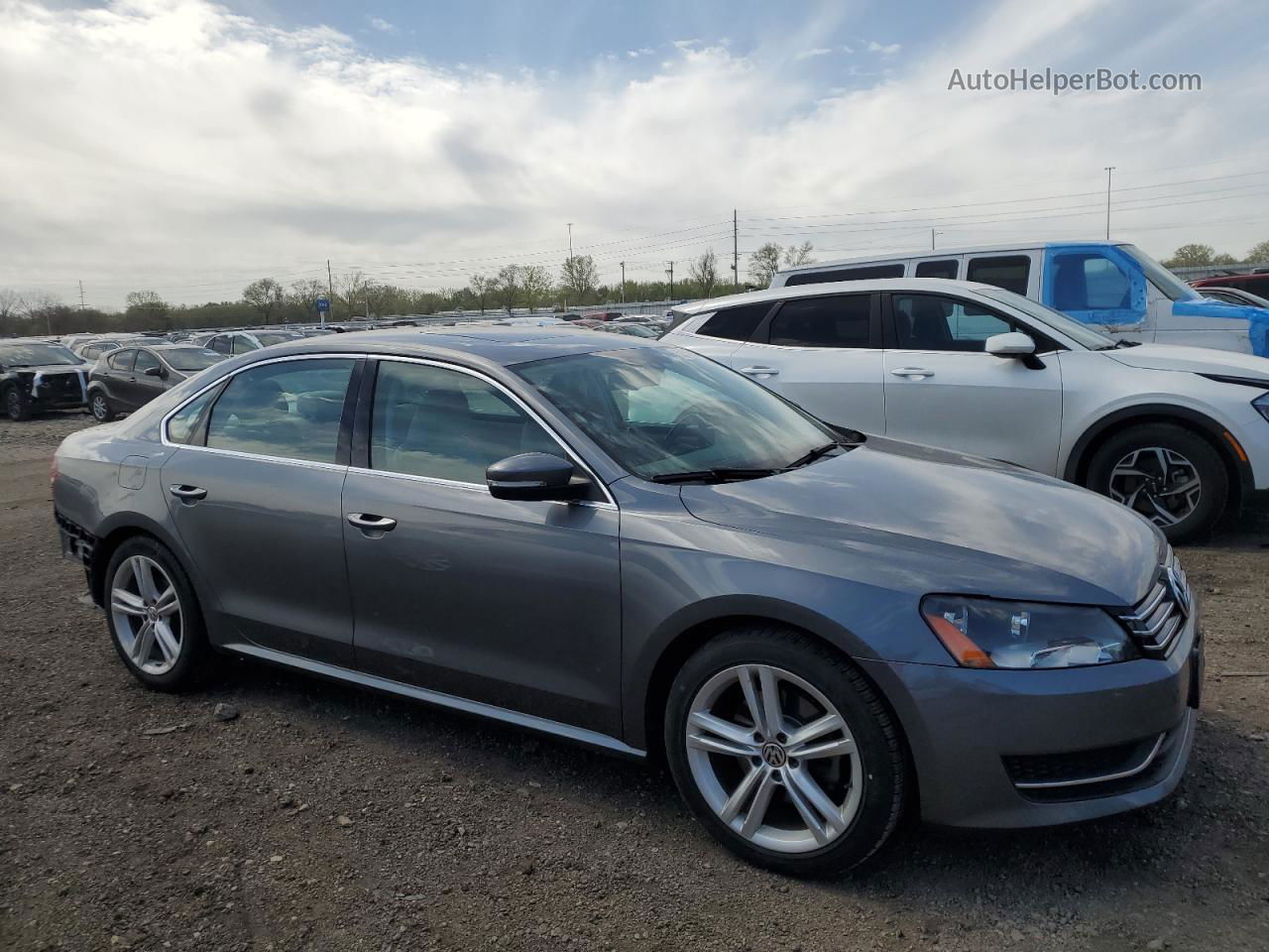 2014 Volkswagen Passat Se Gray vin: 1VWBT7A34EC028131