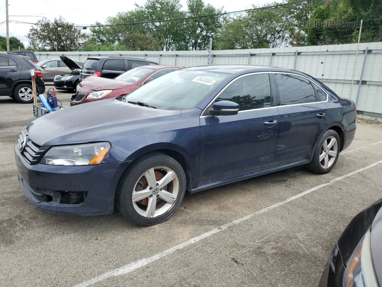 2014 Volkswagen Passat Se Blue vin: 1VWBT7A34EC112840