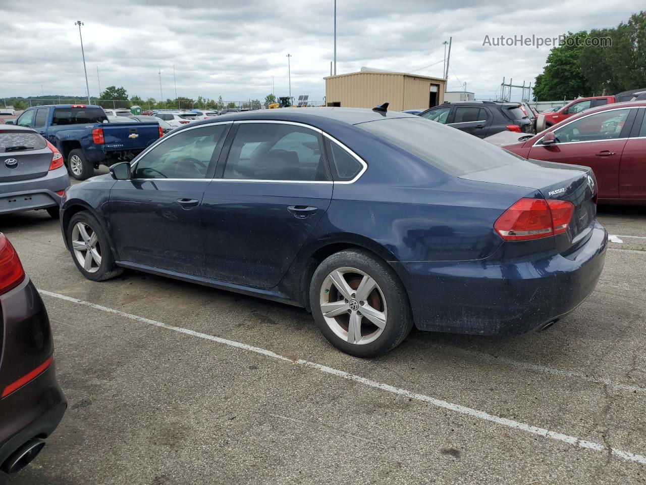 2014 Volkswagen Passat Se Blue vin: 1VWBT7A34EC112840