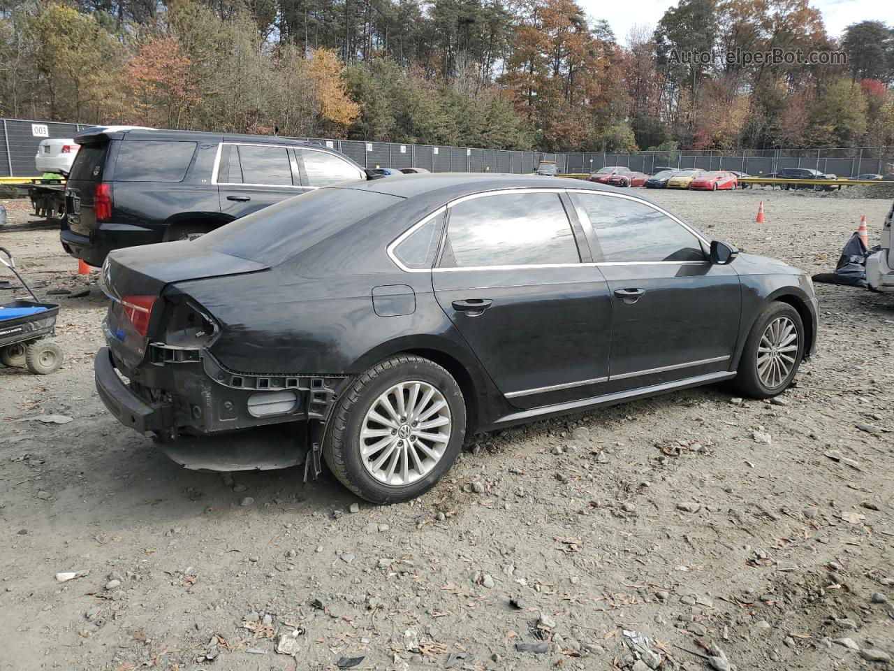 2016 Volkswagen Passat Se Black vin: 1VWBT7A34GC039326