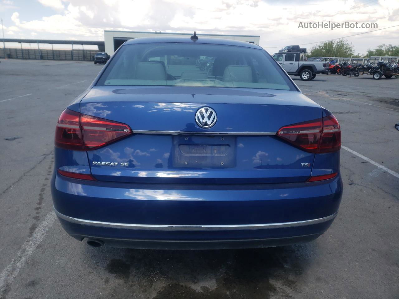 2017 Volkswagen Passat Se Blue vin: 1VWBT7A34HC057729