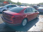 2017 Volkswagen Passat 1.8t Se Red vin: 1VWBT7A35HC066522