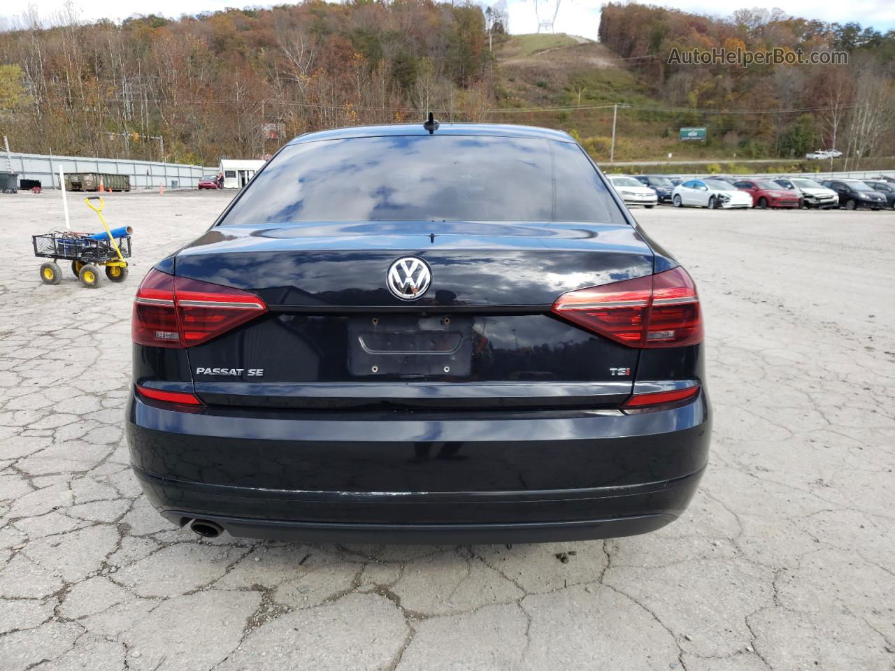 2017 Volkswagen Passat Se Black vin: 1VWBT7A36HC045856