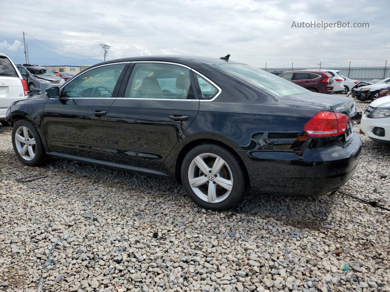 2015 Volkswagen Passat Se Черный vin: 1VWBT7A37FC044244