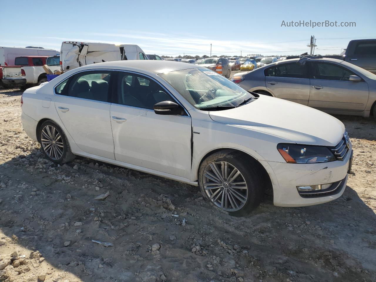 2015 Volkswagen Passat Se White vin: 1VWBT7A37FC048522