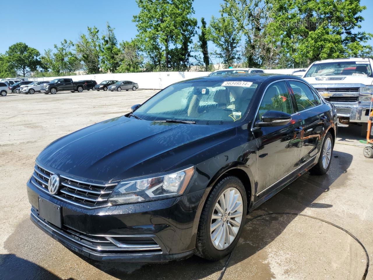 2016 Volkswagen Passat Se Black vin: 1VWBT7A37GC015053