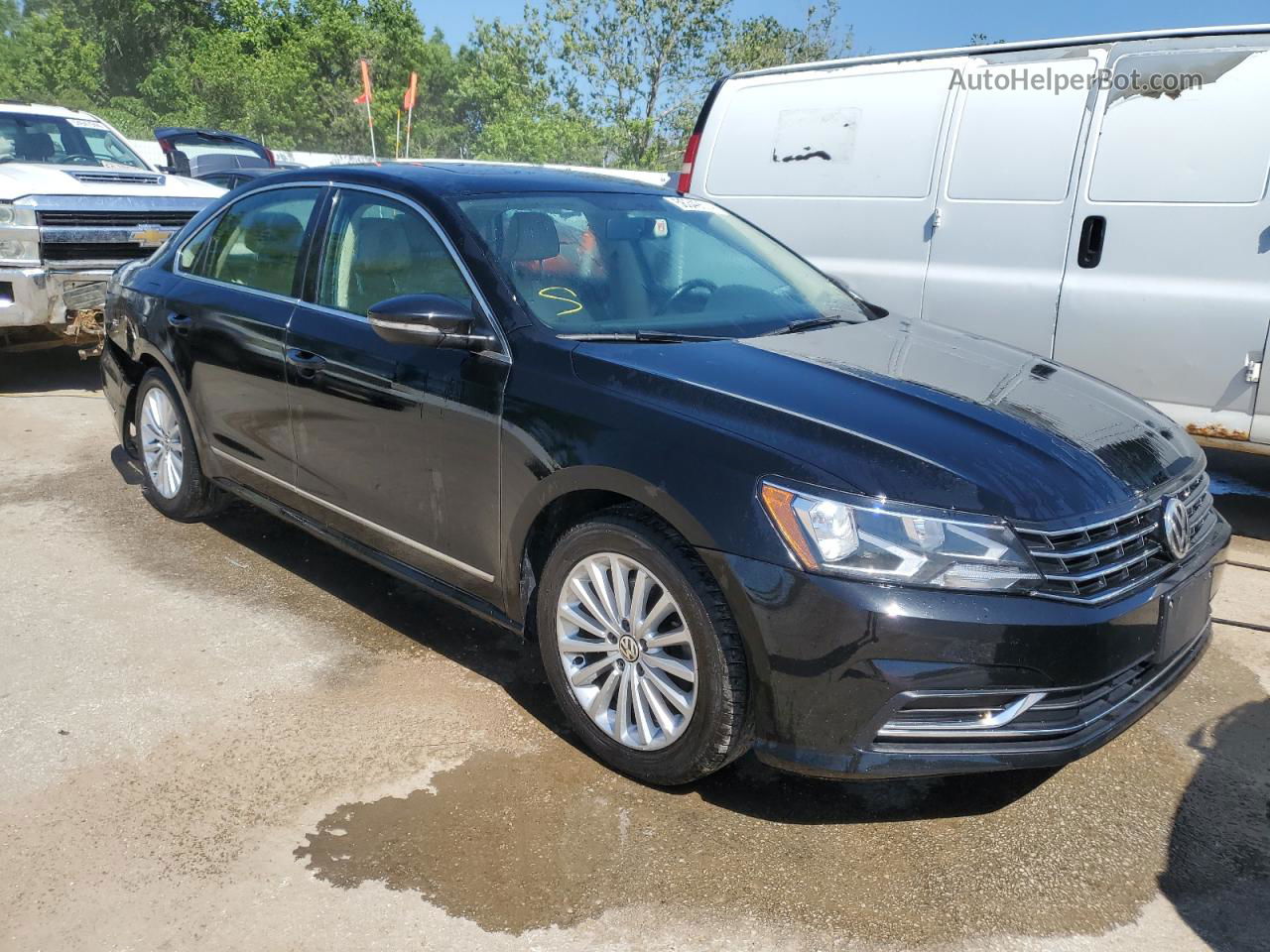 2016 Volkswagen Passat Se Black vin: 1VWBT7A37GC015053