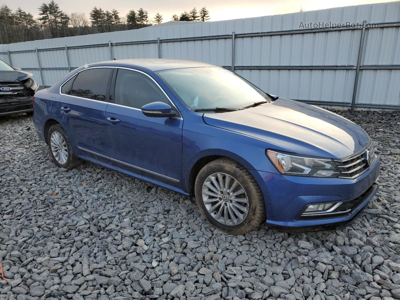 2016 Volkswagen Passat Se Blue vin: 1VWBT7A37GC040275