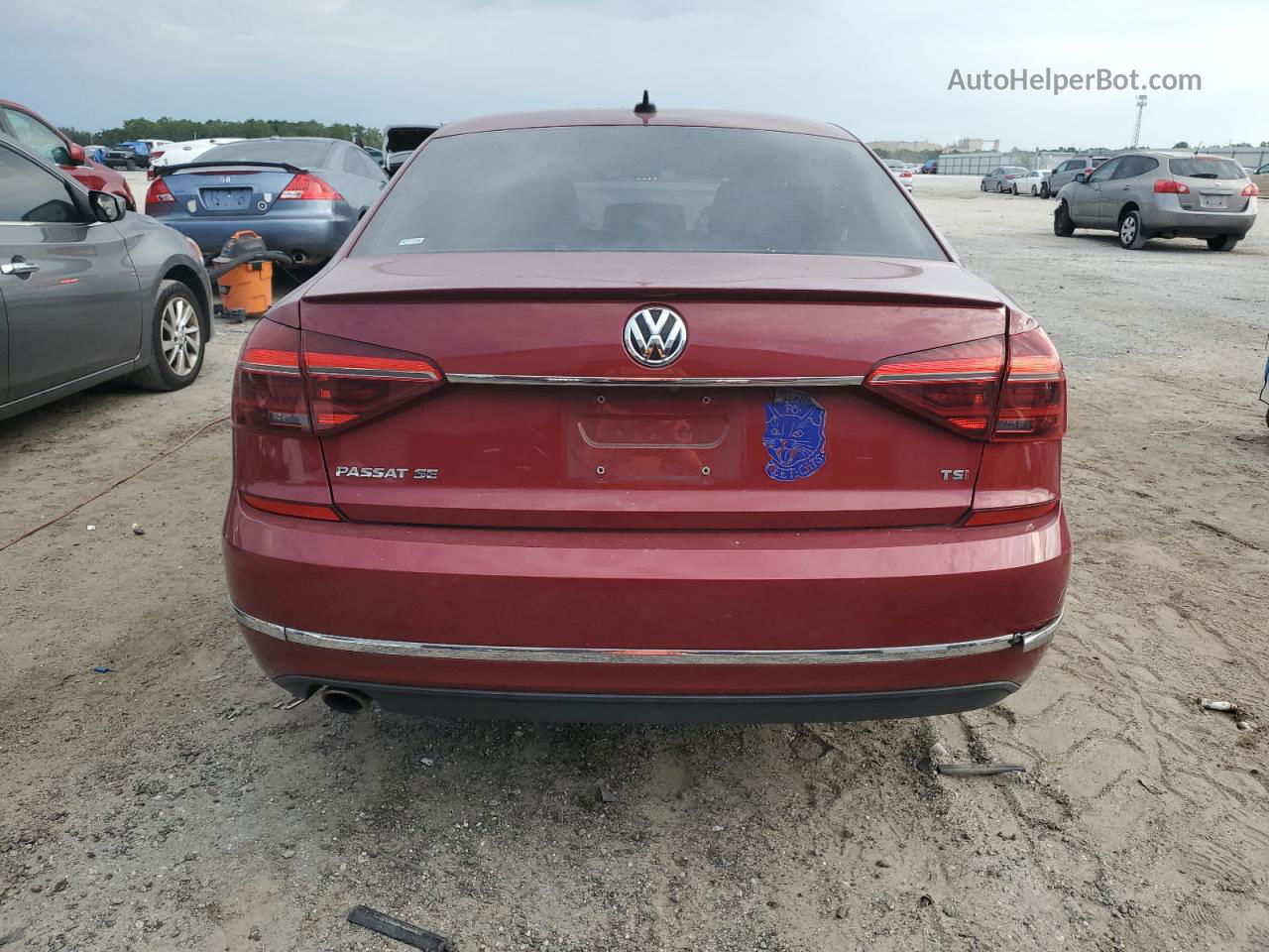 2017 Volkswagen Passat Se Maroon vin: 1VWBT7A37HC000666