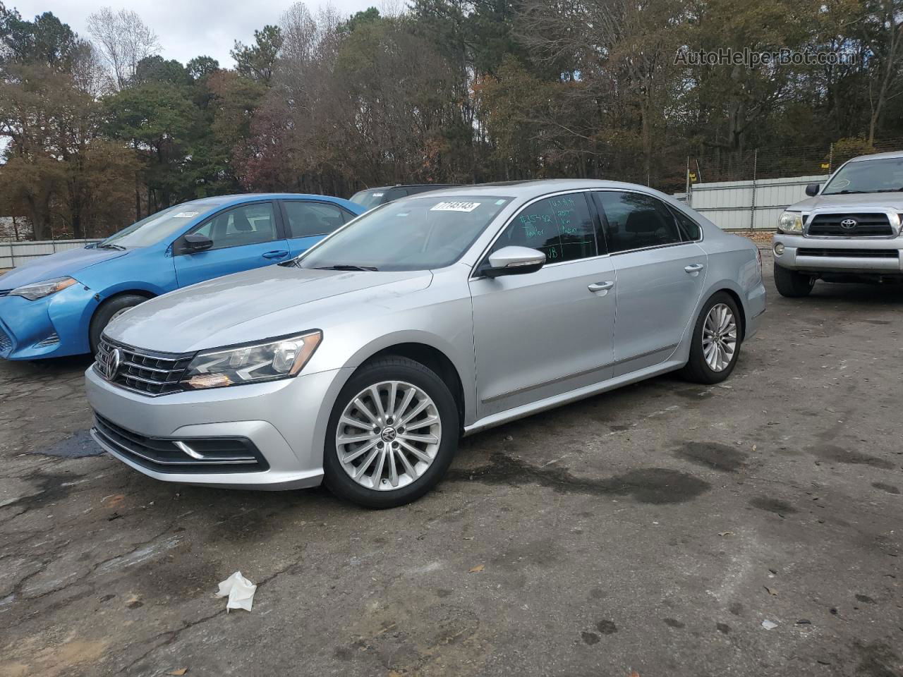 2017 Volkswagen Passat Se Серебряный vin: 1VWBT7A37HC029598