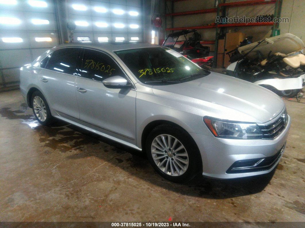 2017 Volkswagen Passat 1.8t Se Серебряный vin: 1VWBT7A37HC085220