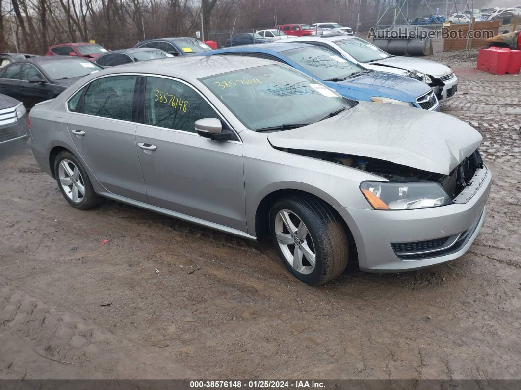 2014 Volkswagen Passat 1.8t Se Серый vin: 1VWBT7A38EC064405