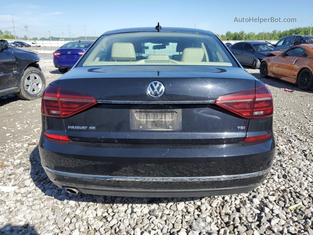 2017 Volkswagen Passat Se Черный vin: 1VWBT7A38HC058513