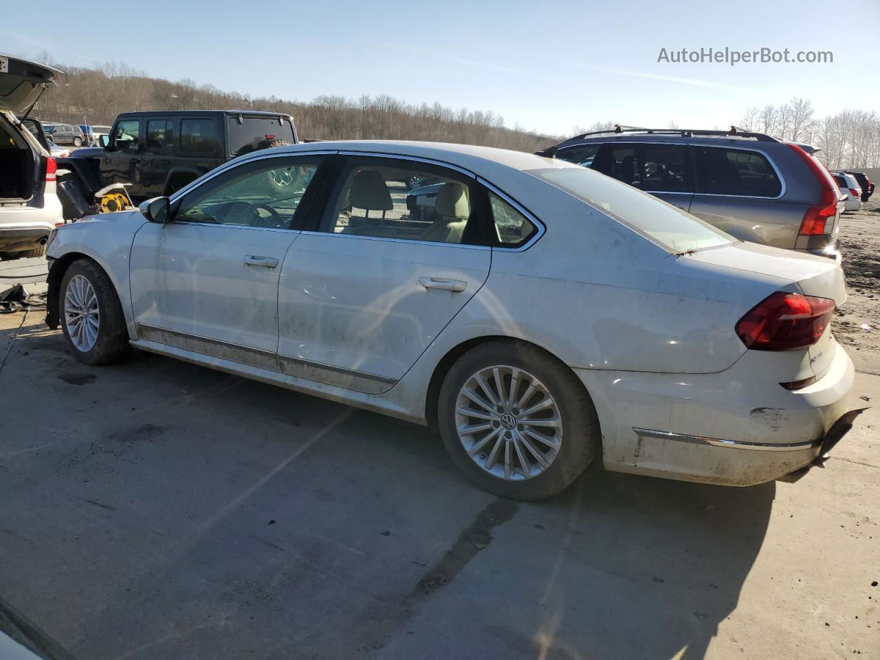 2017 Volkswagen Passat Se White vin: 1VWBT7A38HC070936