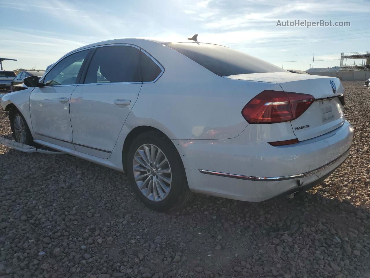 2016 Volkswagen Passat Se White vin: 1VWBT7A39GC069812