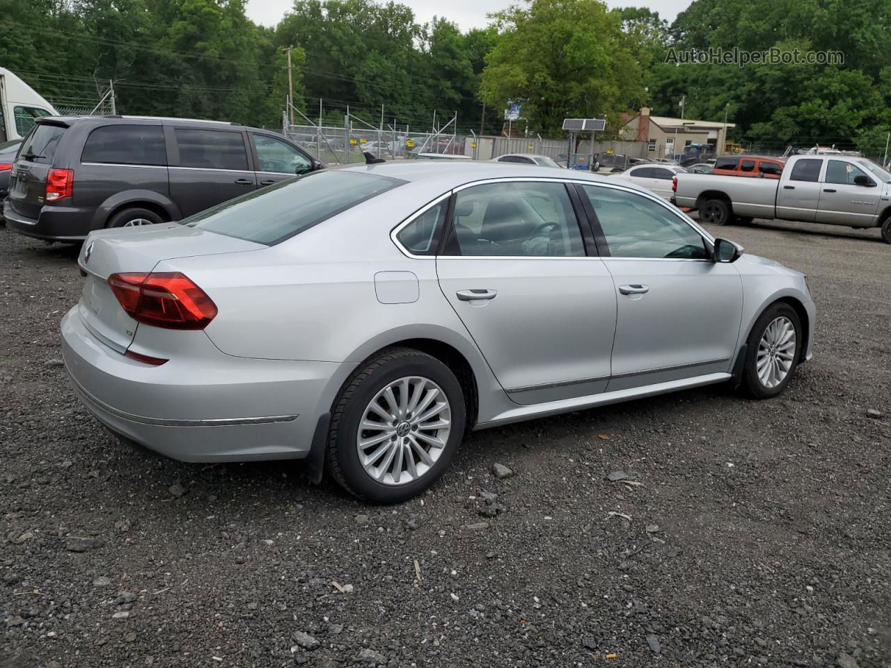 2017 Volkswagen Passat Se Silver vin: 1VWBT7A39HC001205