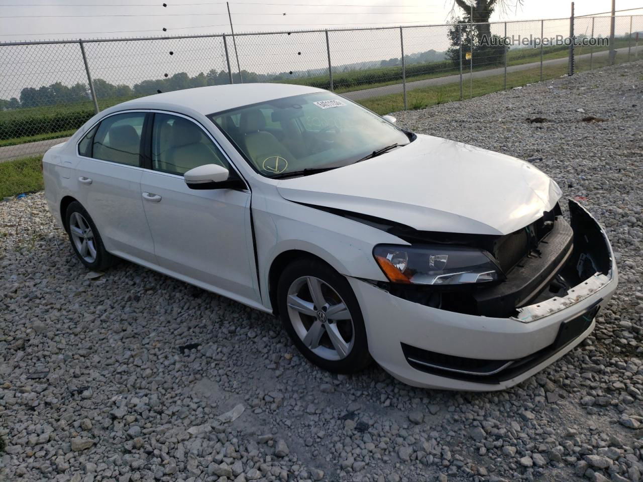 2014 Volkswagen Passat Se White vin: 1VWBT7A3XEC118609