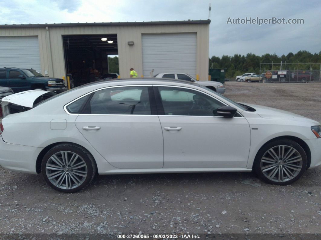 2015 Volkswagen Passat 1.8t Sport Белый vin: 1VWBT7A3XFC104632