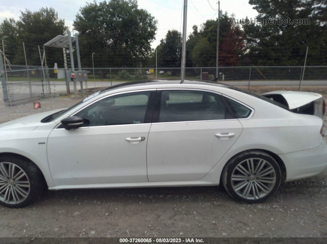 2015 Volkswagen Passat 1.8t Sport Белый vin: 1VWBT7A3XFC104632