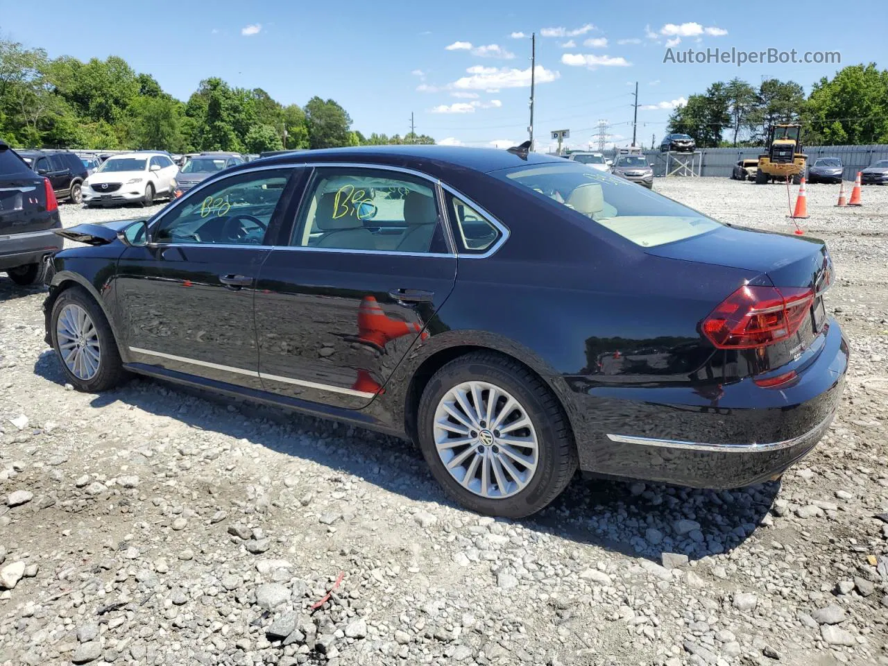 2017 Volkswagen Passat Se Черный vin: 1VWBT7A3XHC035959