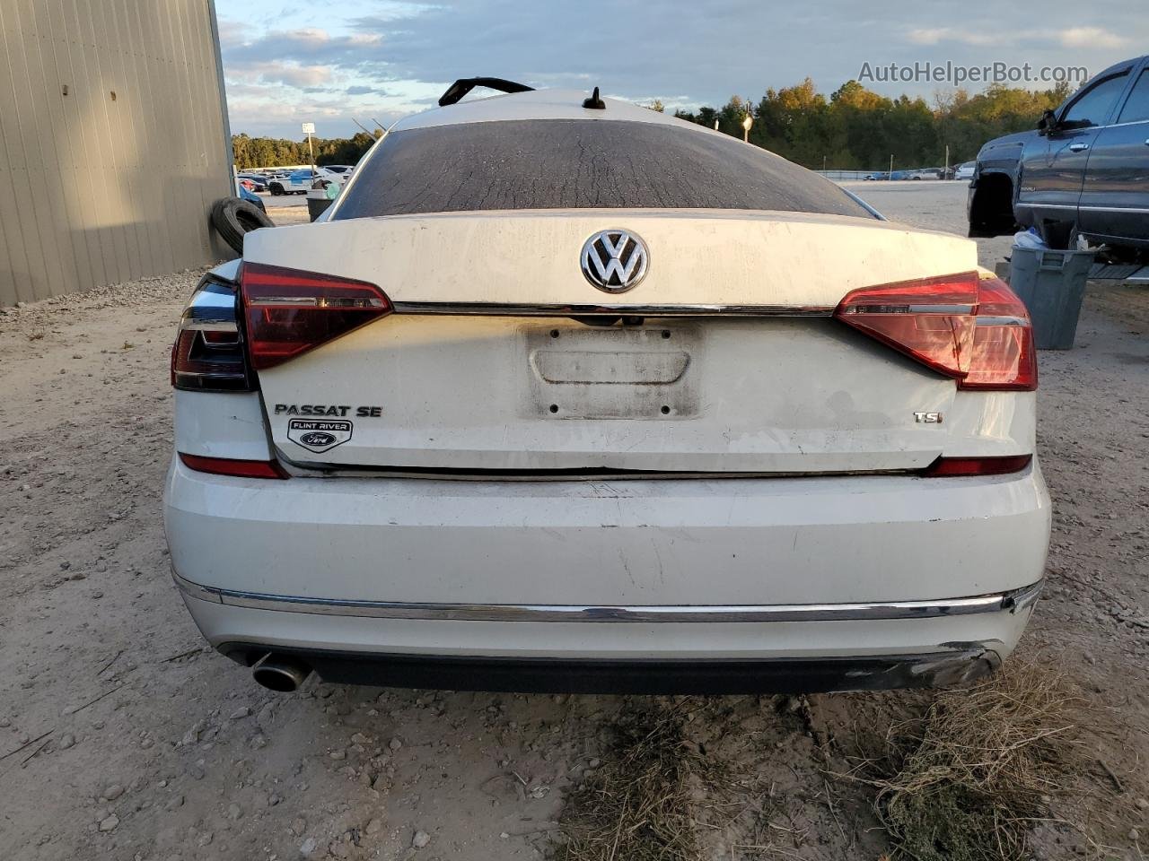 2017 Volkswagen Passat Se White vin: 1VWBT7A3XHC036738