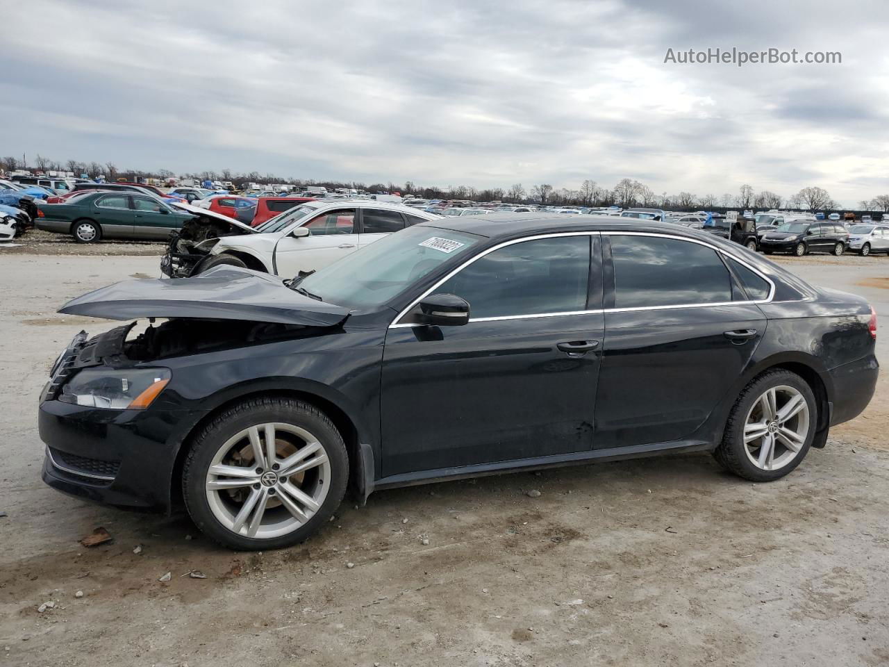 2015 Volkswagen Passat Se Black vin: 1VWBV7A31FC036330