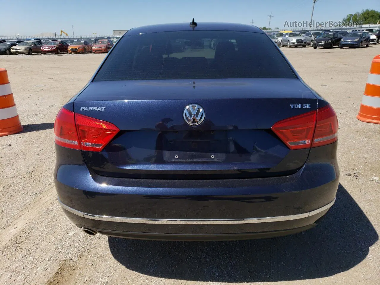 2015 Volkswagen Passat Se Синий vin: 1VWBV7A35FC066026