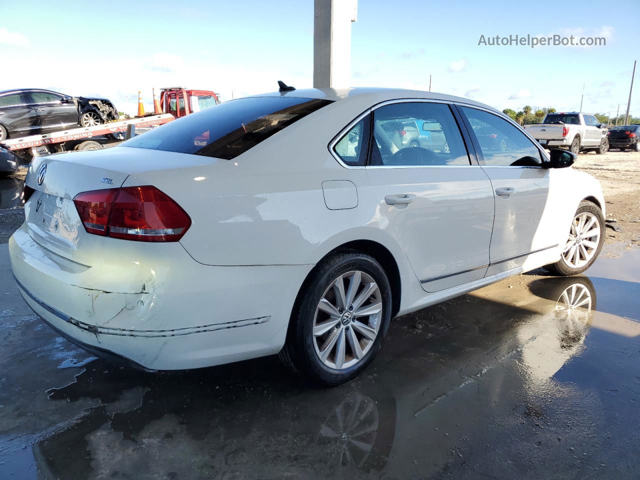 2012 Volkswagen Passat Sel White vin: 1VWCH7A38CC036204