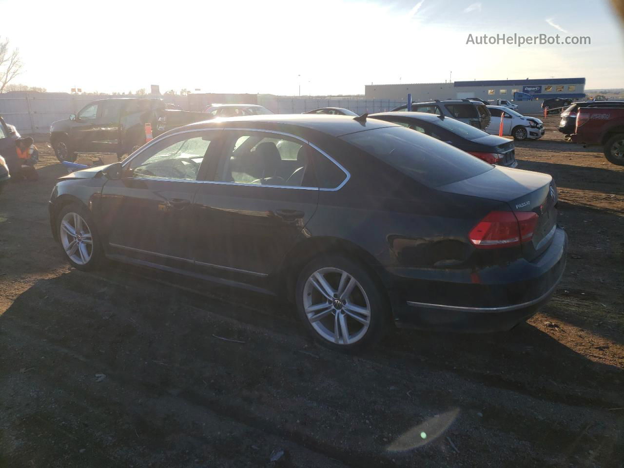 2012 Volkswagen Passat Sel Black vin: 1VWCM7A35CC009053